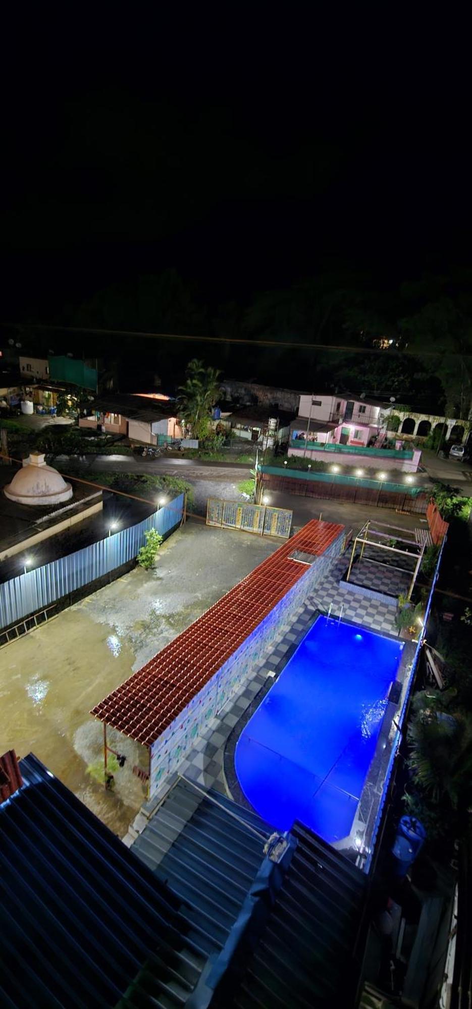 Blue Bell Homestay Lonavala Ngoại thất bức ảnh